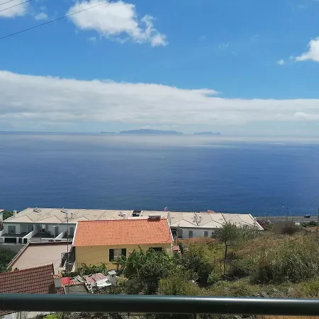 Semesterbostad Despertar Do Sol Santa Cruz (Madeira)