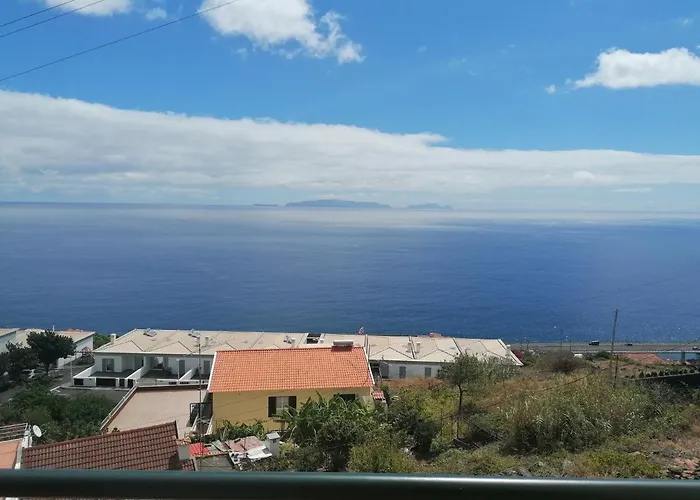 Holiday home Despertar Do Sol Santa Cruz (Madeira)